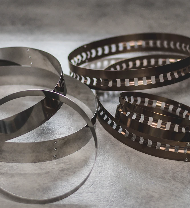 pierścienie mocujące